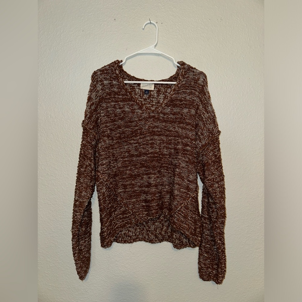 Universal Threads Sweater
